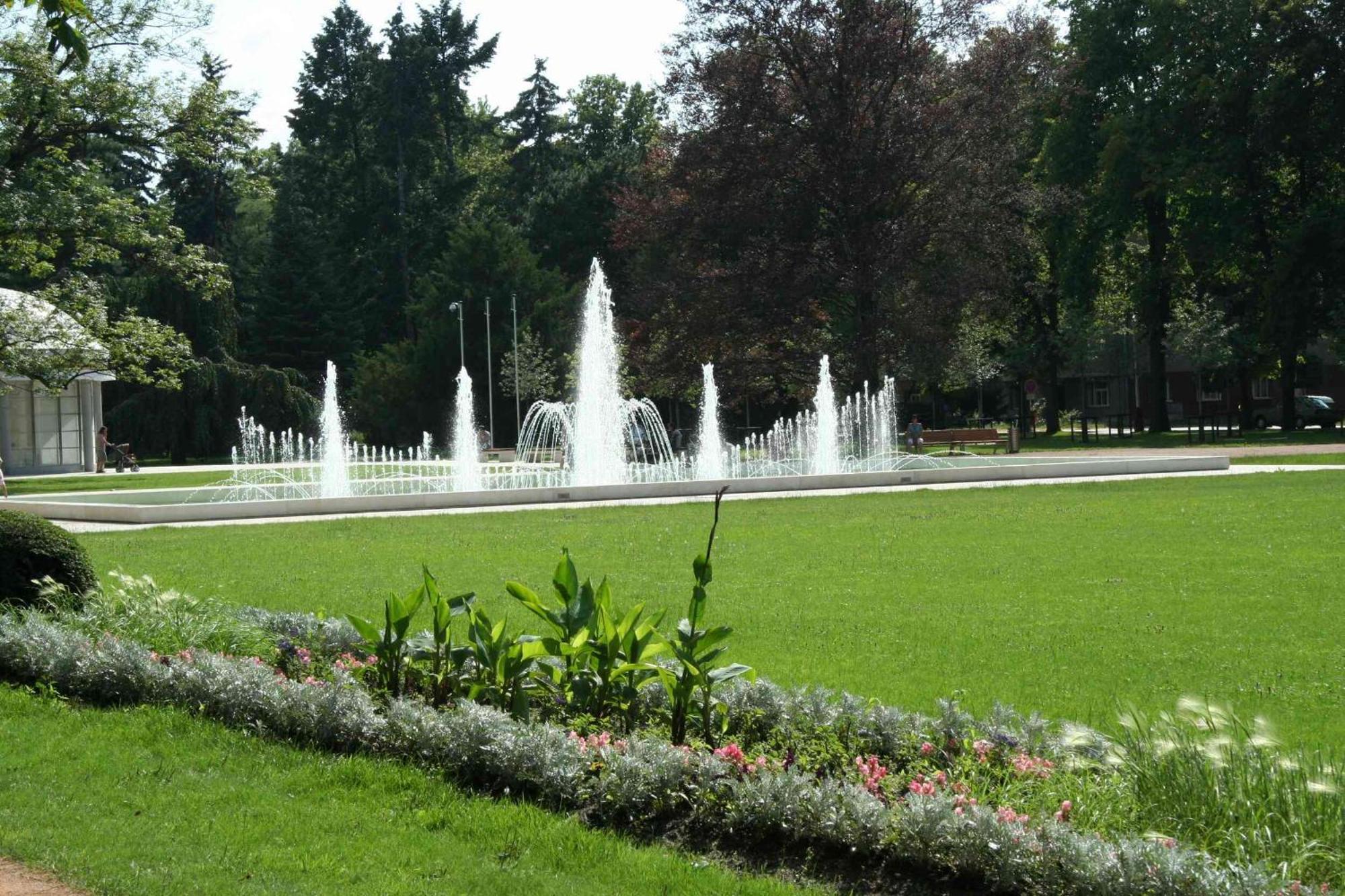 Lazensky Hotel Park ปอดเยบราดิ ภายนอก รูปภาพ